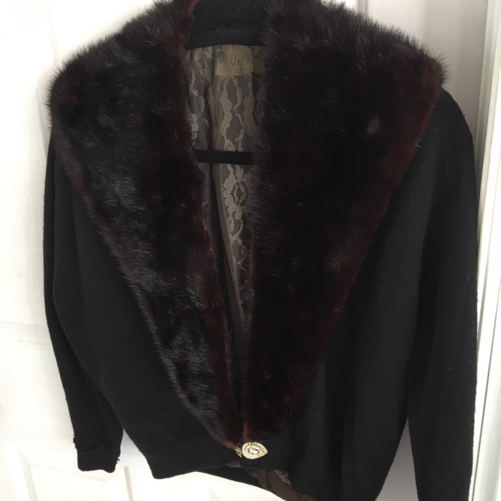 Vintage Dalton Cashmere Sweater Snap-On MinkCollar